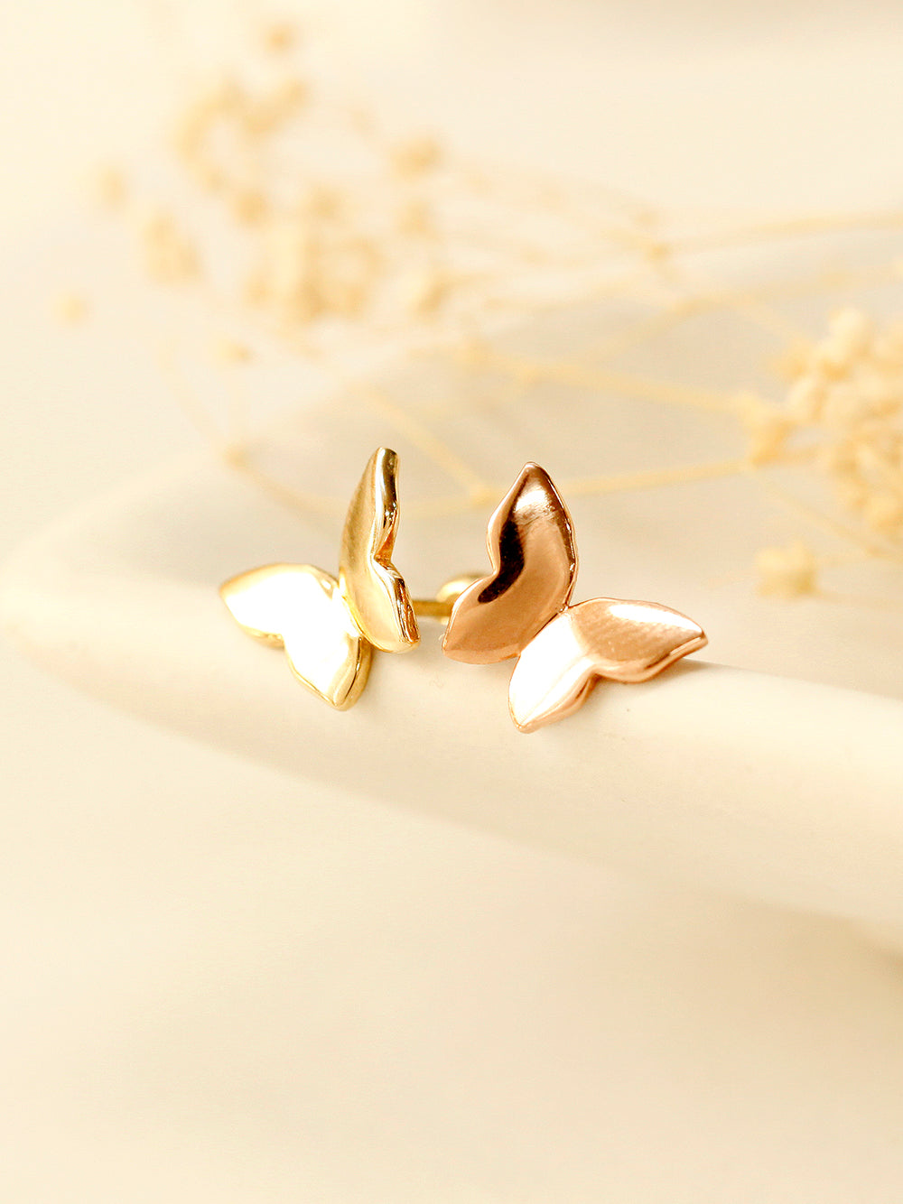 14K Gold Plain Solid Butterfly Cartilage Earring 20G18G16G