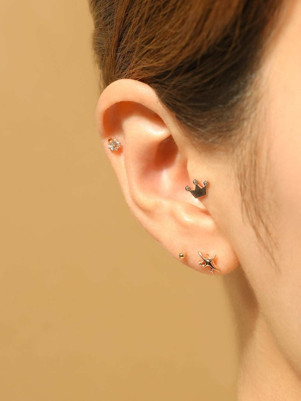 14K Gold Twinkle Universe Star Cartilage Earring 18G16G