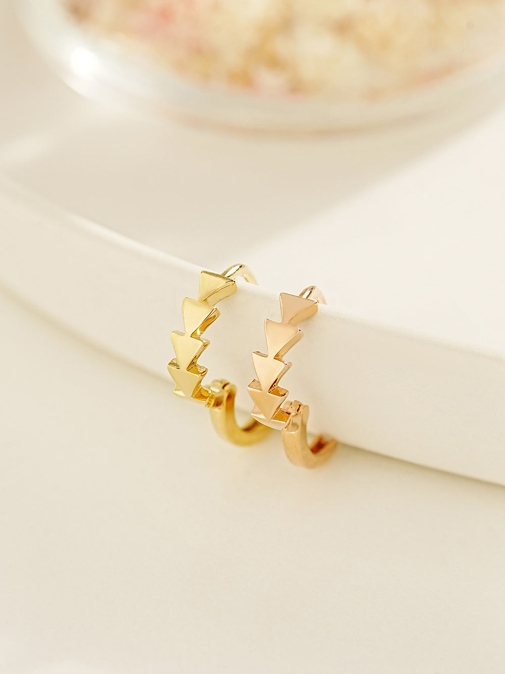 14K 18K Signal Cartilage Hoop Earring