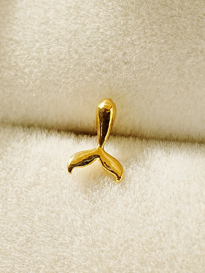 24K Gold Wale Tale Cartilage Earring 20G