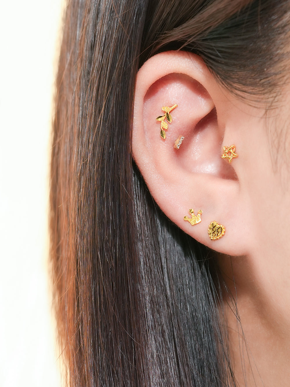 24K Gold Kane Leaf Cartilage Earring 20G