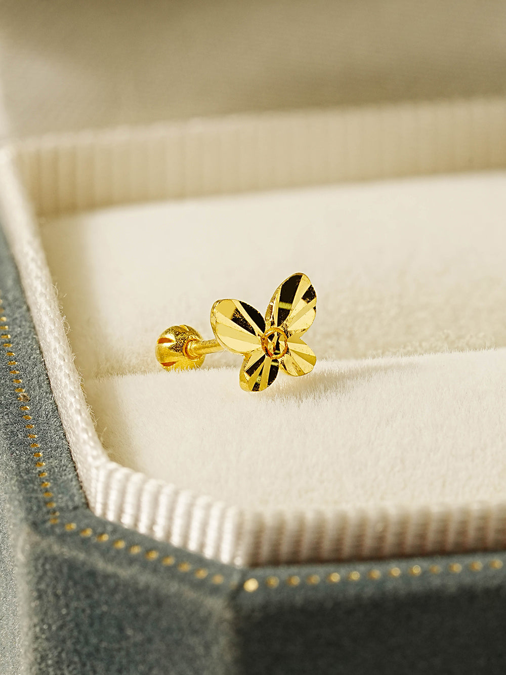 24K Gold Cutting Butterfly Cartilage Earring 20G