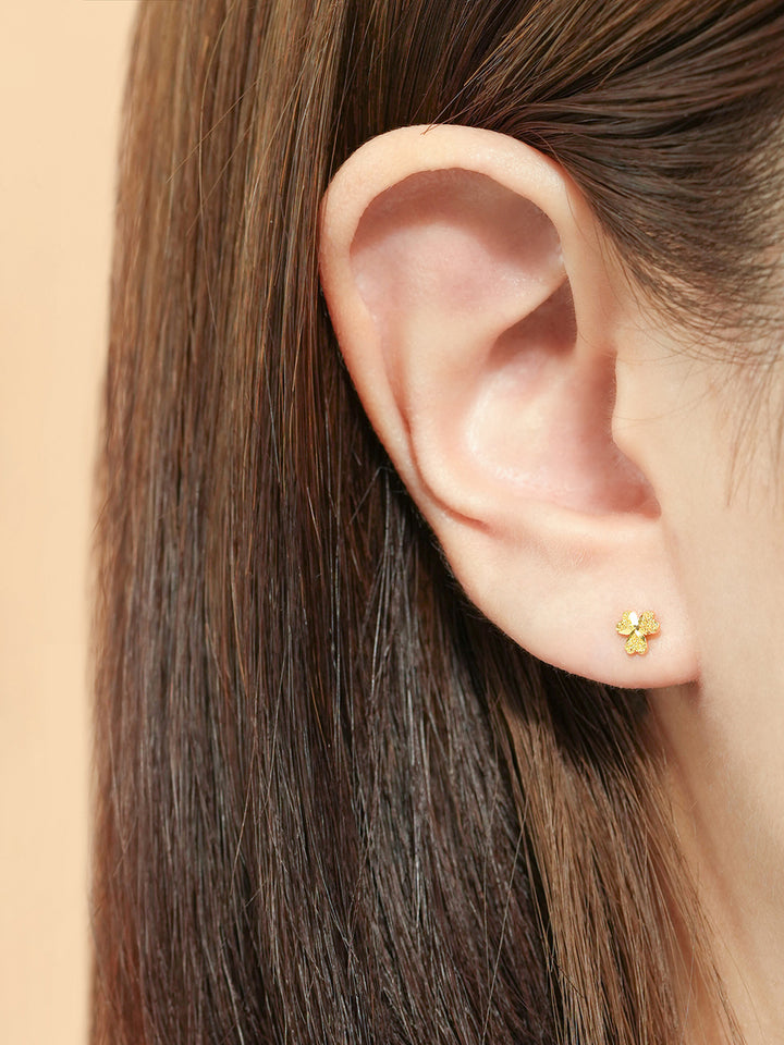 24K Gold Three-leaf Clover Cartilage Earring 20G