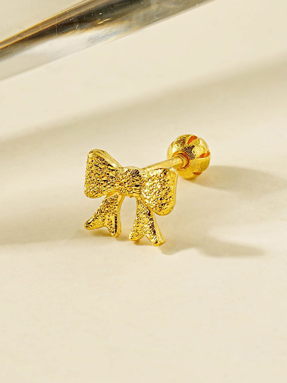 24K Gold Ribbon Cartilage Earring 20G