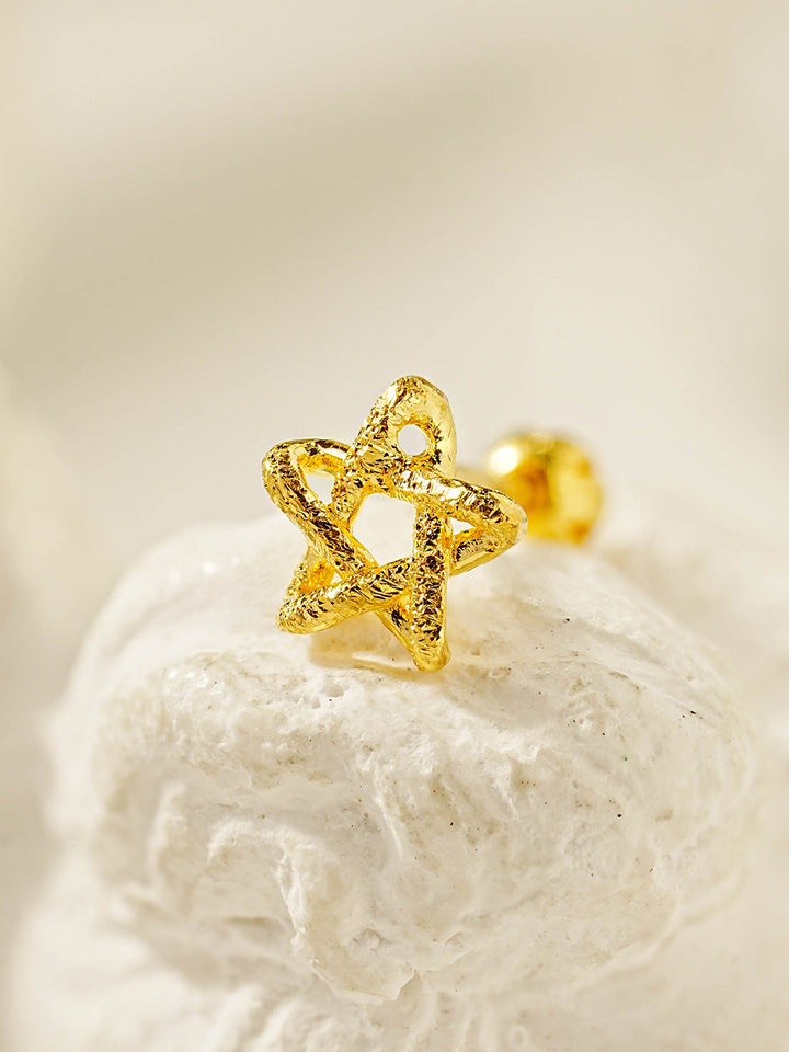 24K Gold Knotted Star Cartilage Earring 20G