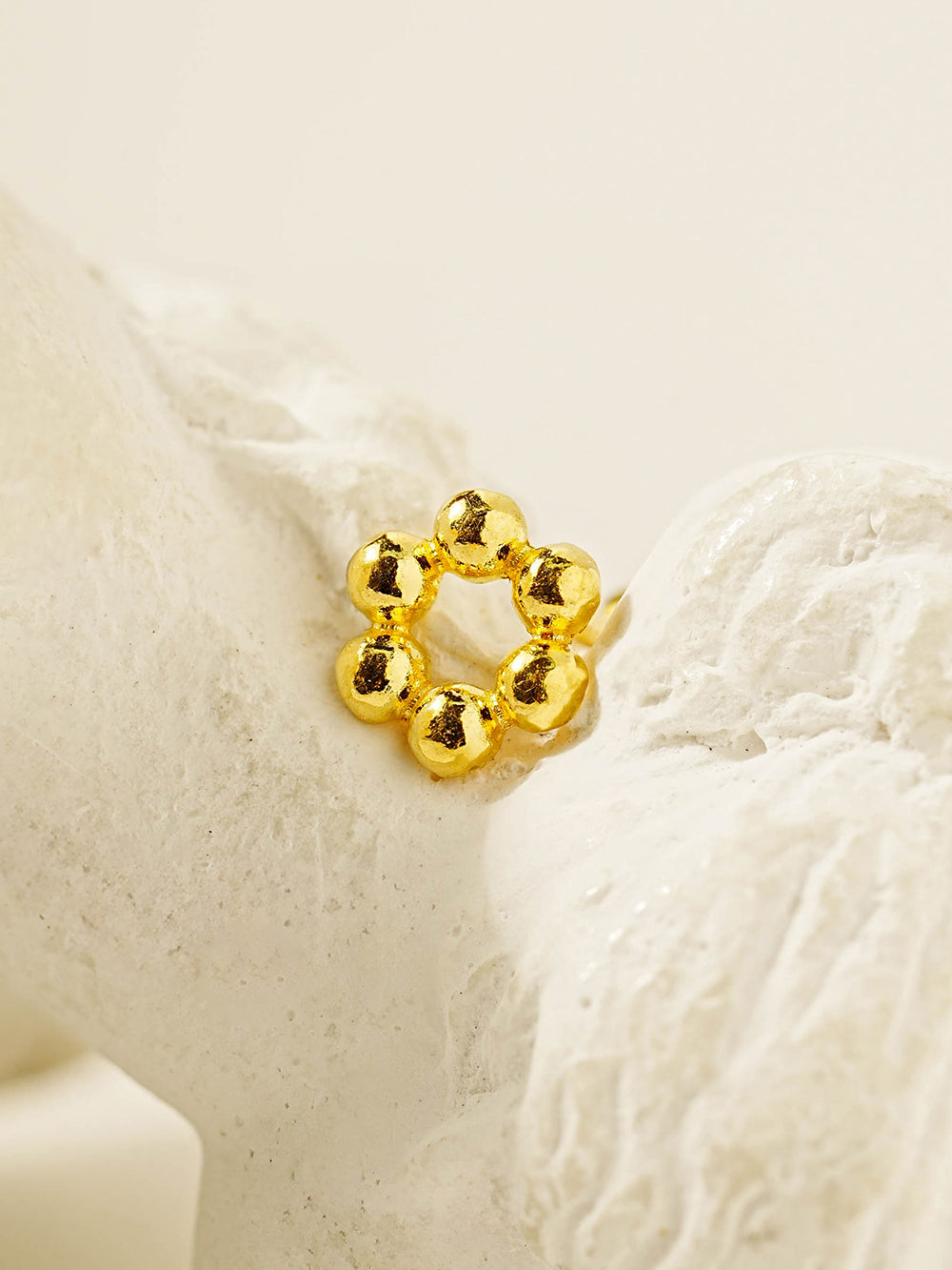 24K Gold Chewy Dount Cartilage Earring 20G