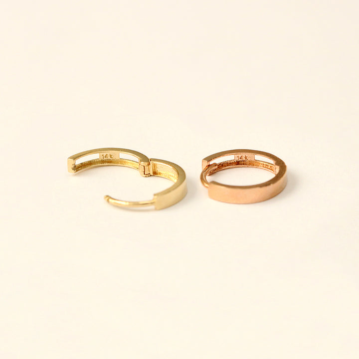 14K Gold Plain Bold Conch Hoop Earring