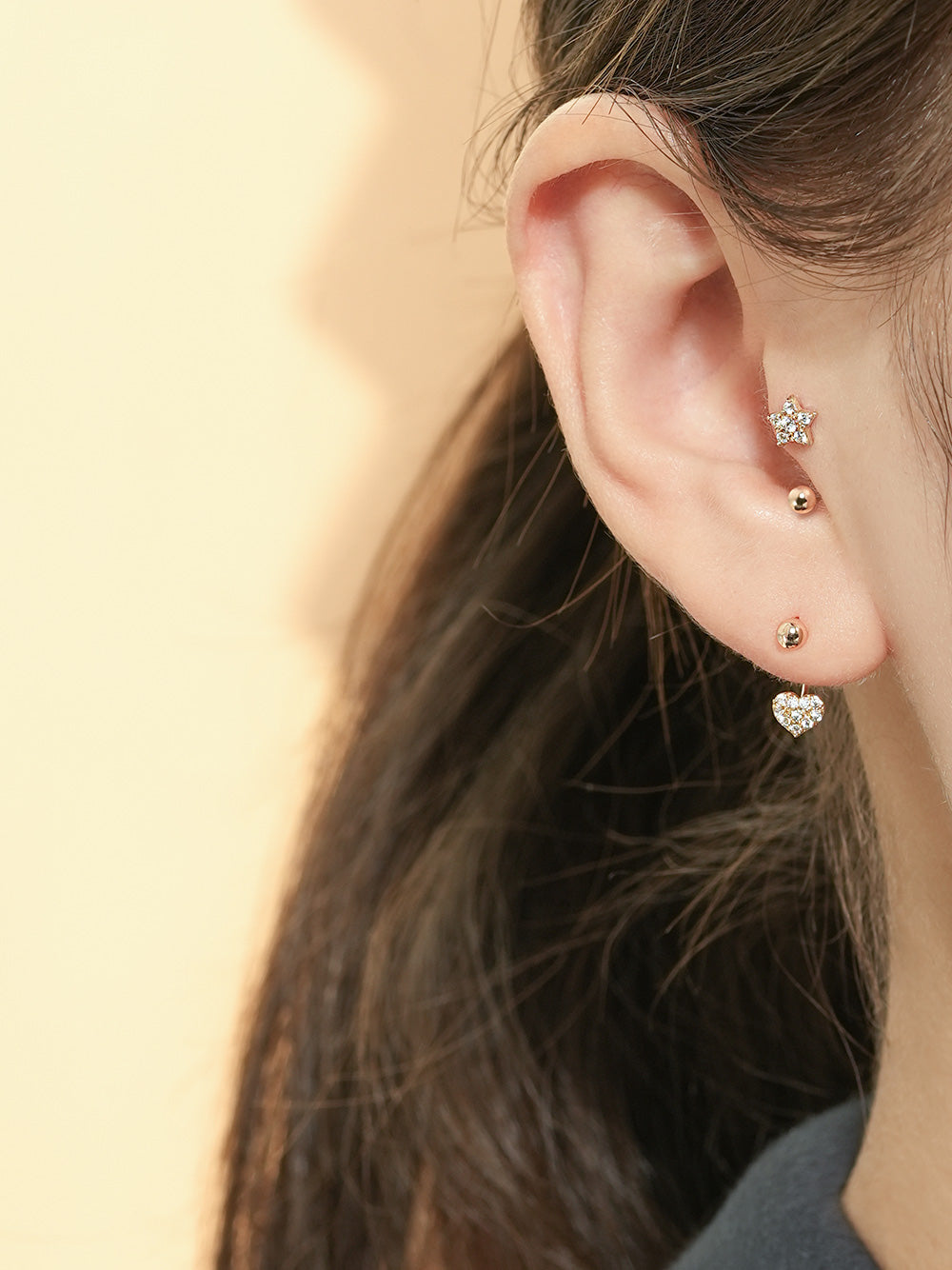 14K Gold Mini Volume Cubic Star Curve Piercing 20G