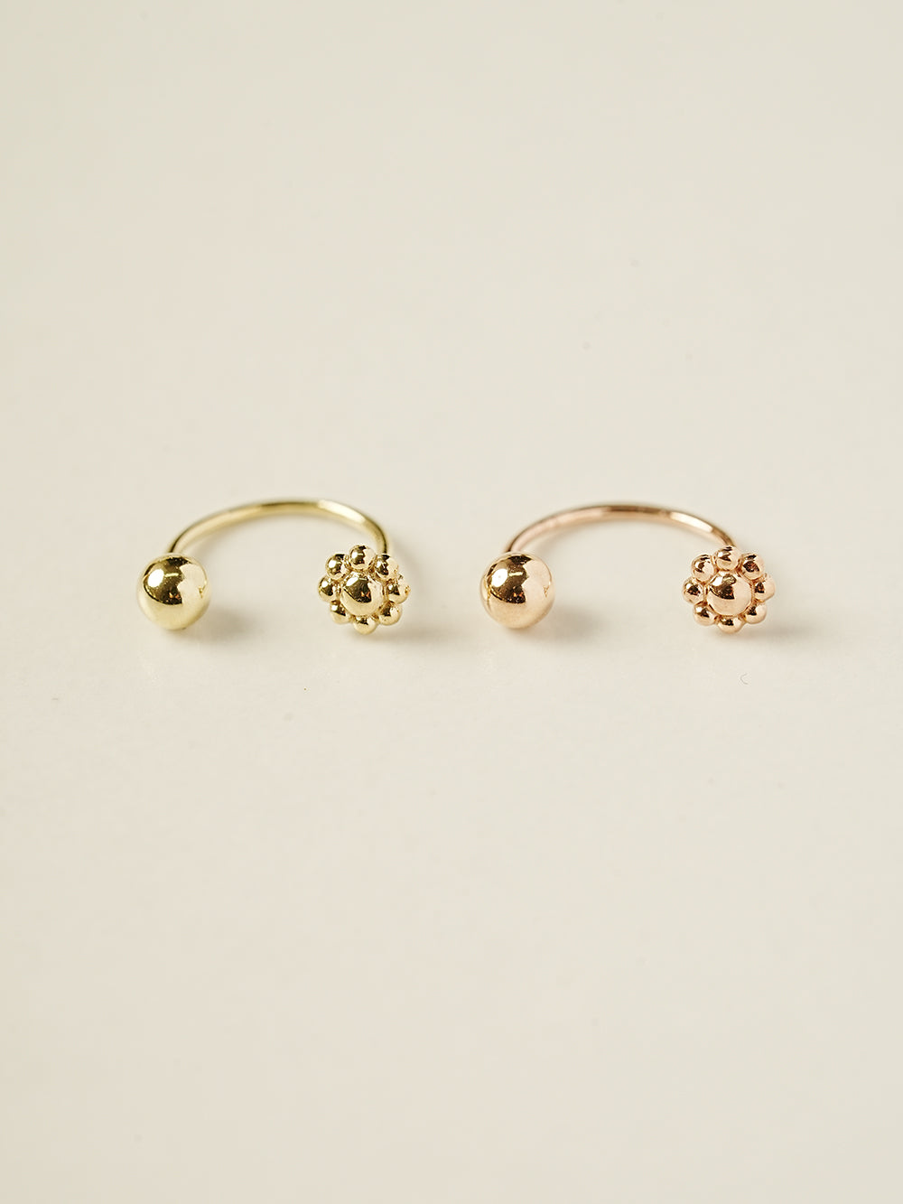 14K Gold Minimi Bubble Flower Ball Curve Piercing 20G