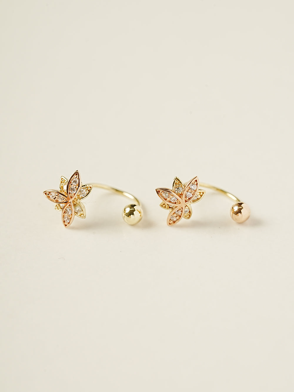 14K Gold Lotus Curve Piercing 20g