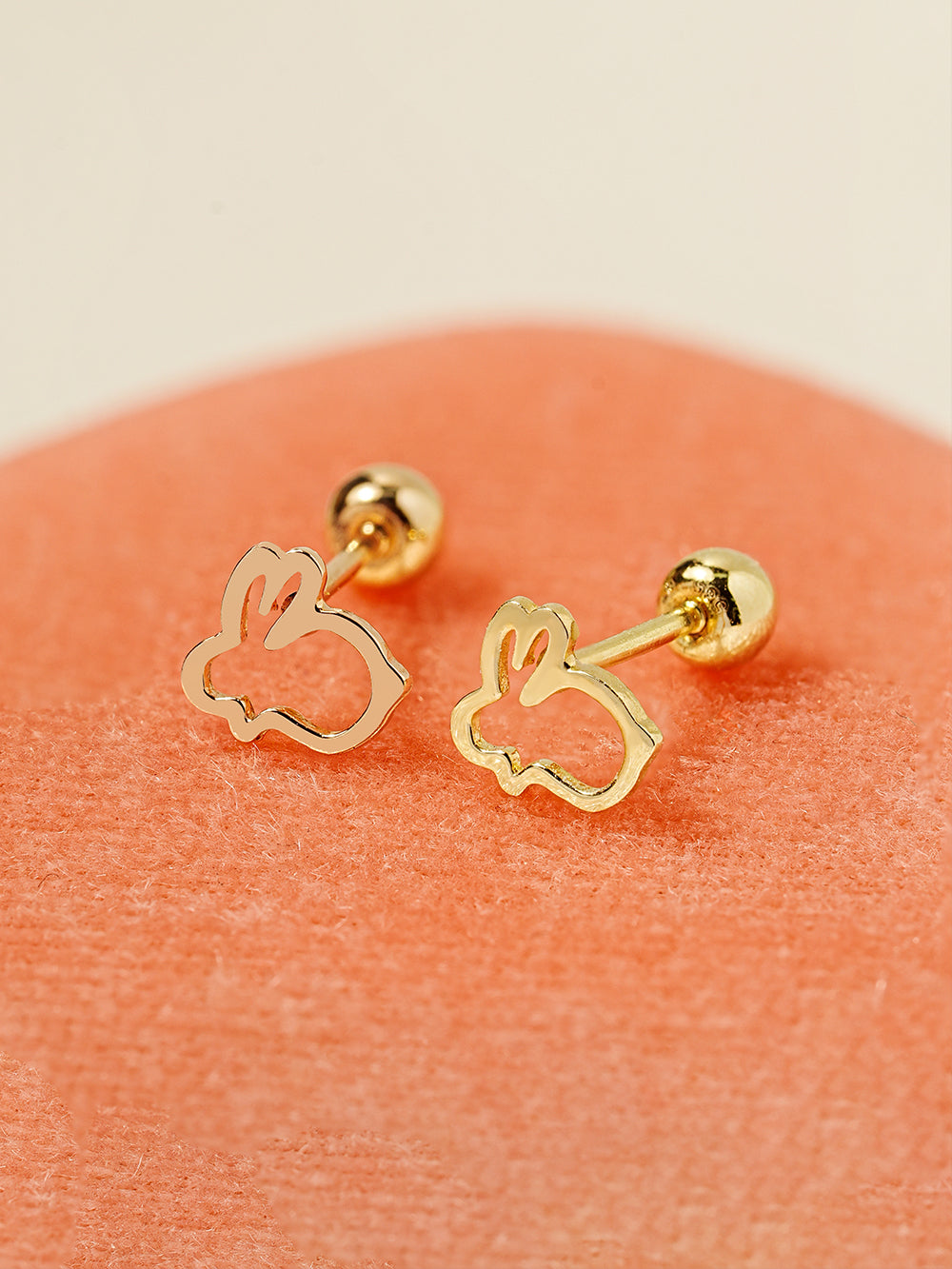 14K Gold Line Rabbit Cartilage Earring 20G