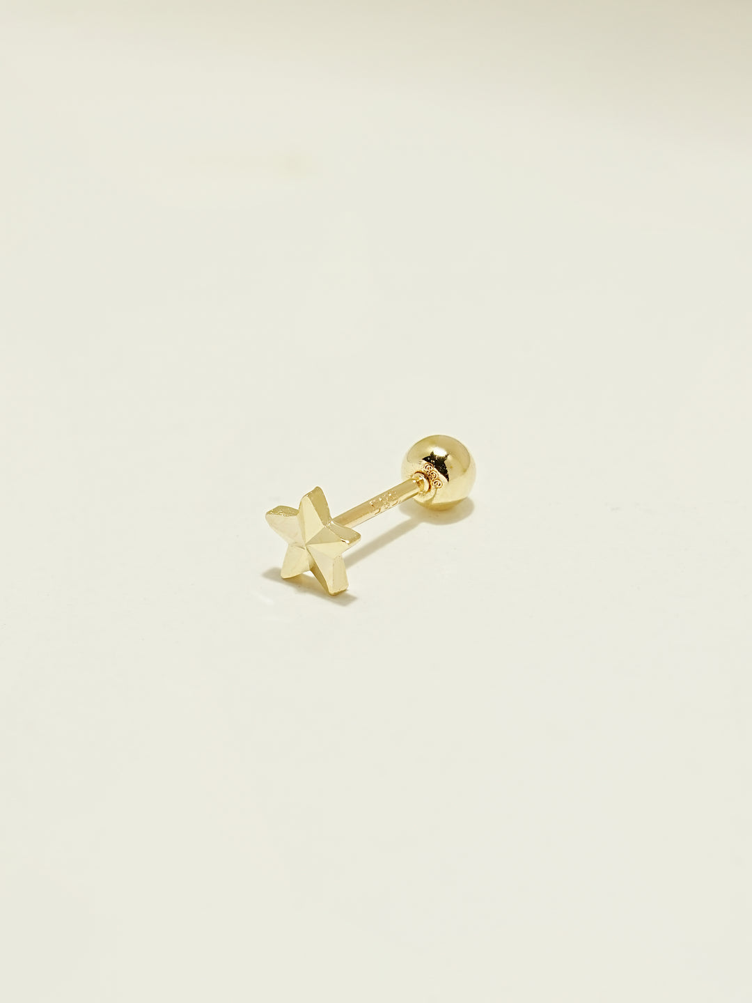 14K Gold Stripe Star Cartilage Earring 20G