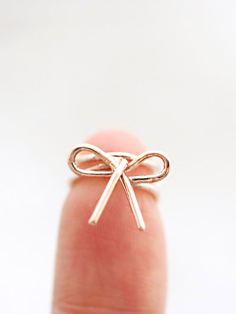 14K Gold ribbon ear cuff