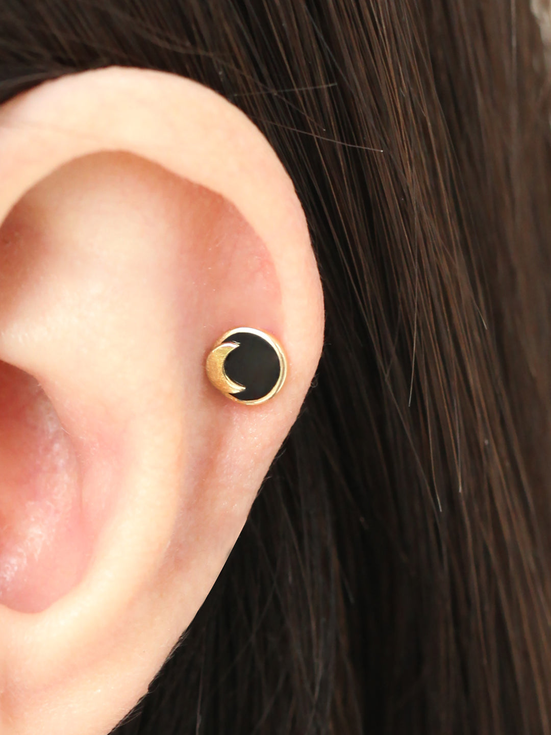 14K gold Black Star Moon cartilage earring 20g