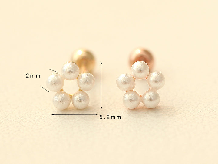 14K gold Mini Flower Pearl cartilage earring 20g