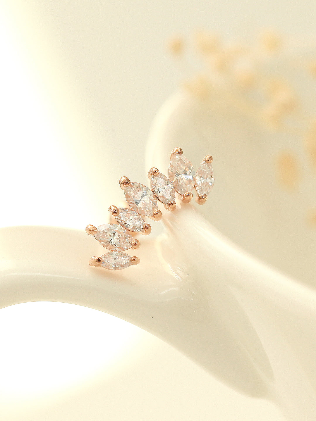 14K gold Tiara cartilage earring 20g