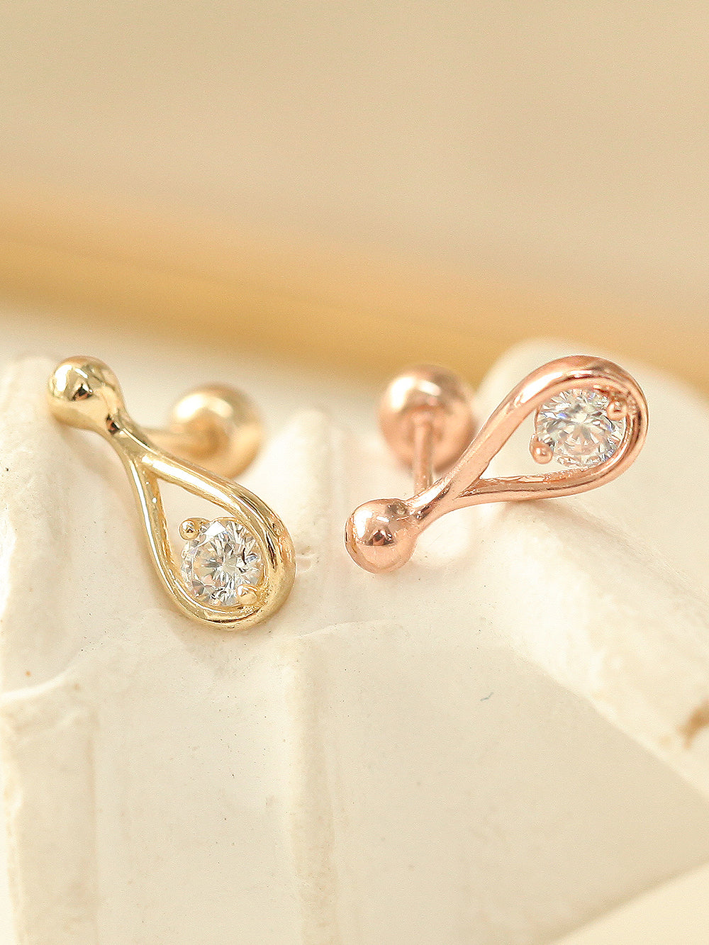 14K gold Cubic Teardrop cartilage earring 20g