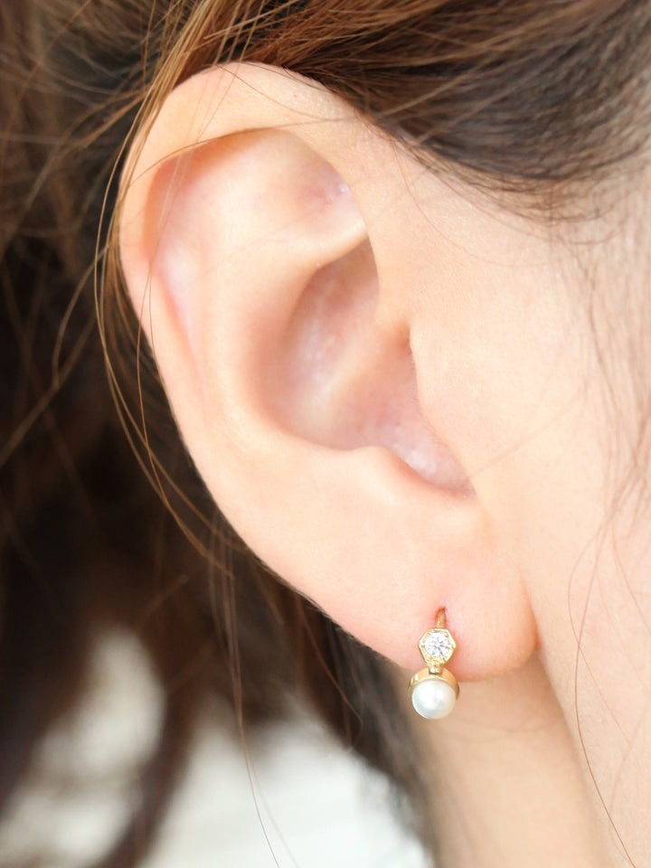 14K Gold Pearl Hoop Earring