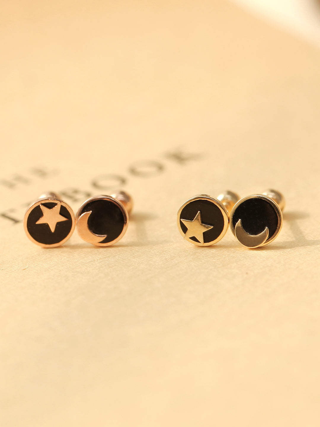 14K gold Black Star Moon cartilage earring 20g