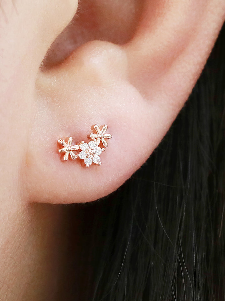 Mini Triple Daisy Piercing