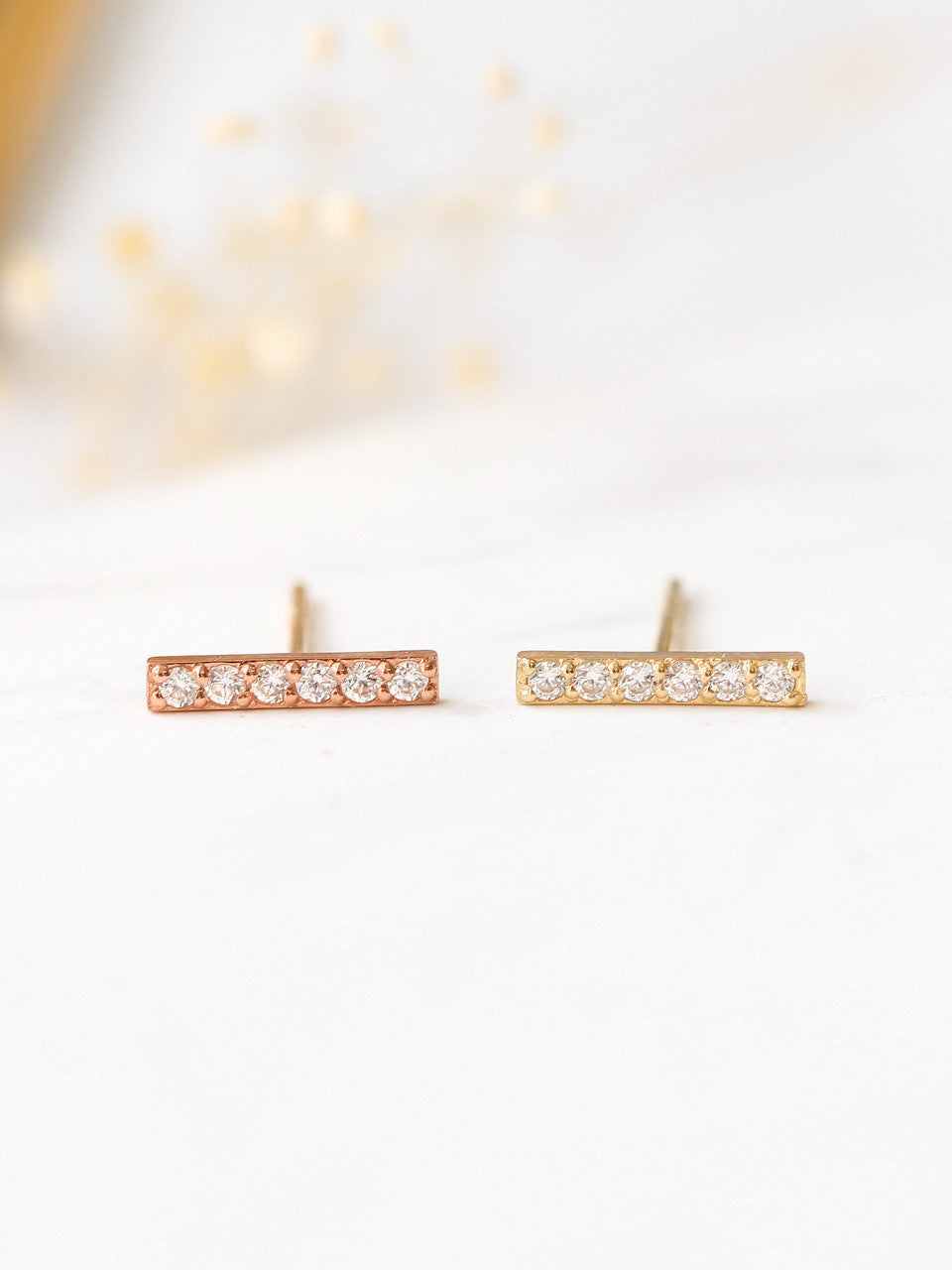 14K gold Cubic Stick Earring