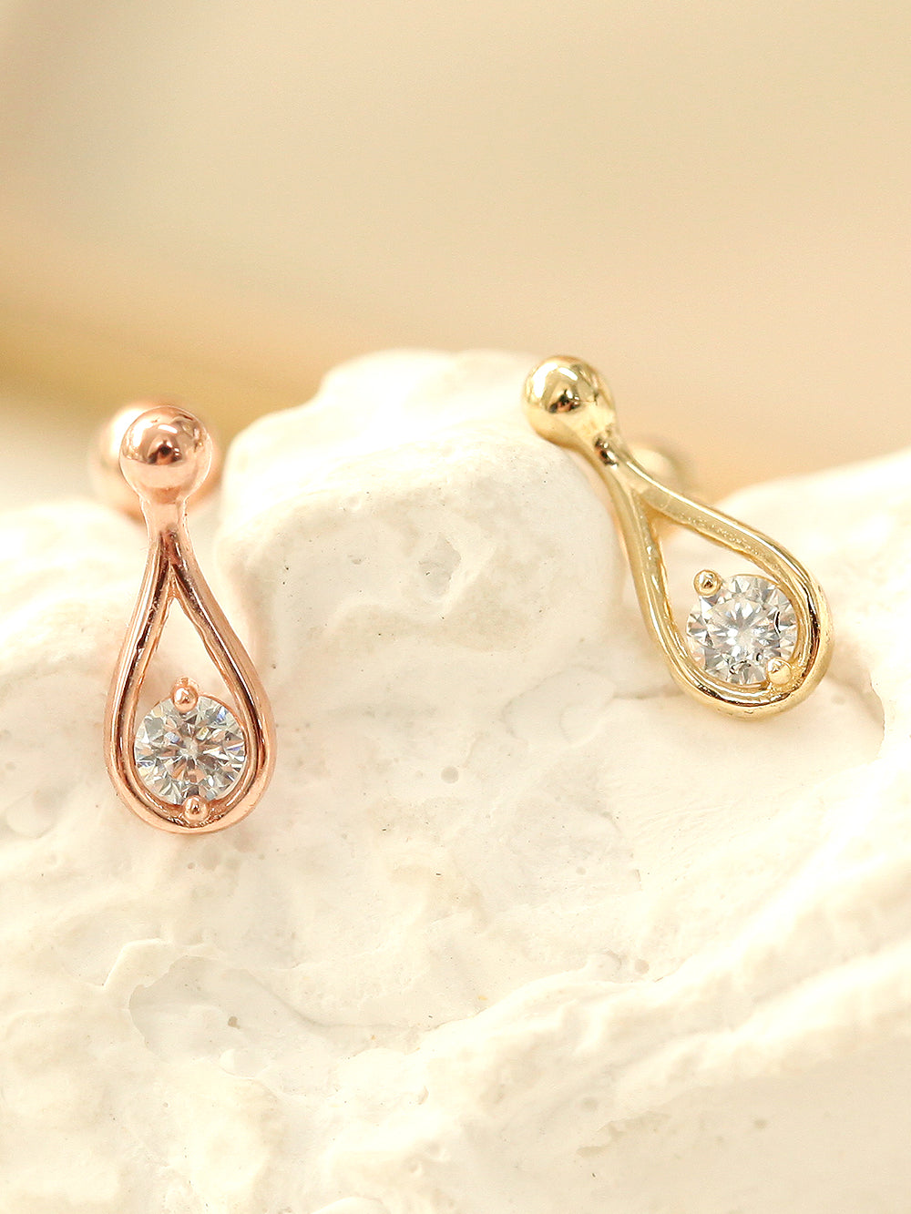 14K gold Cubic Teardrop cartilage earring 20g