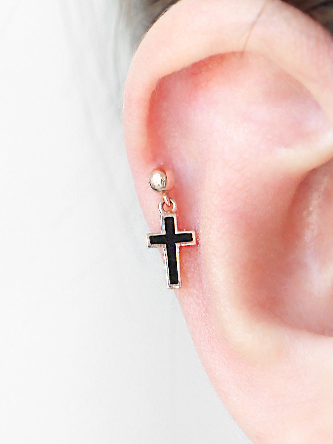 14K Gold Cross / Heart Cartilage earring 20g