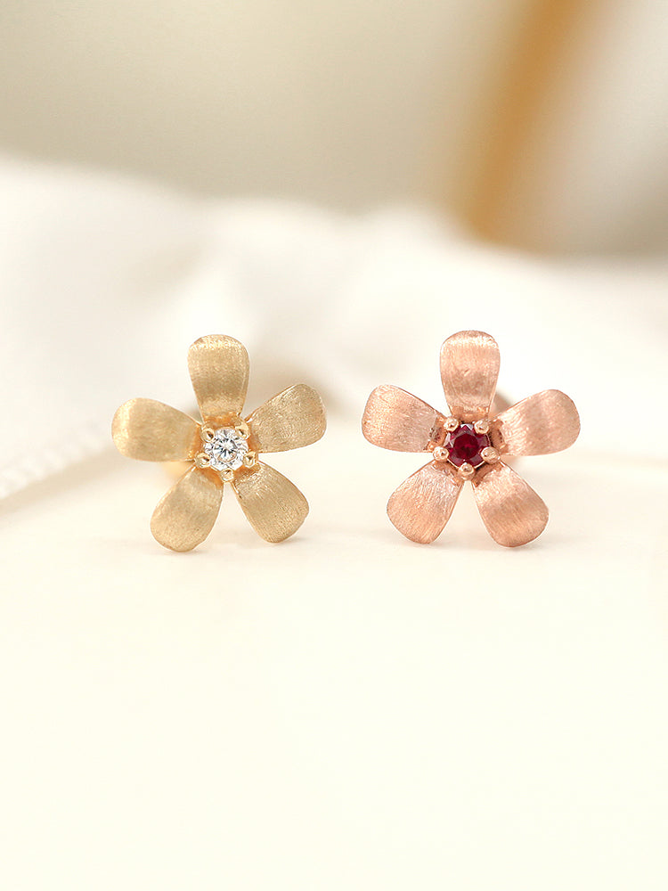 14K Gold Flower Cartilage Earring 18G16G