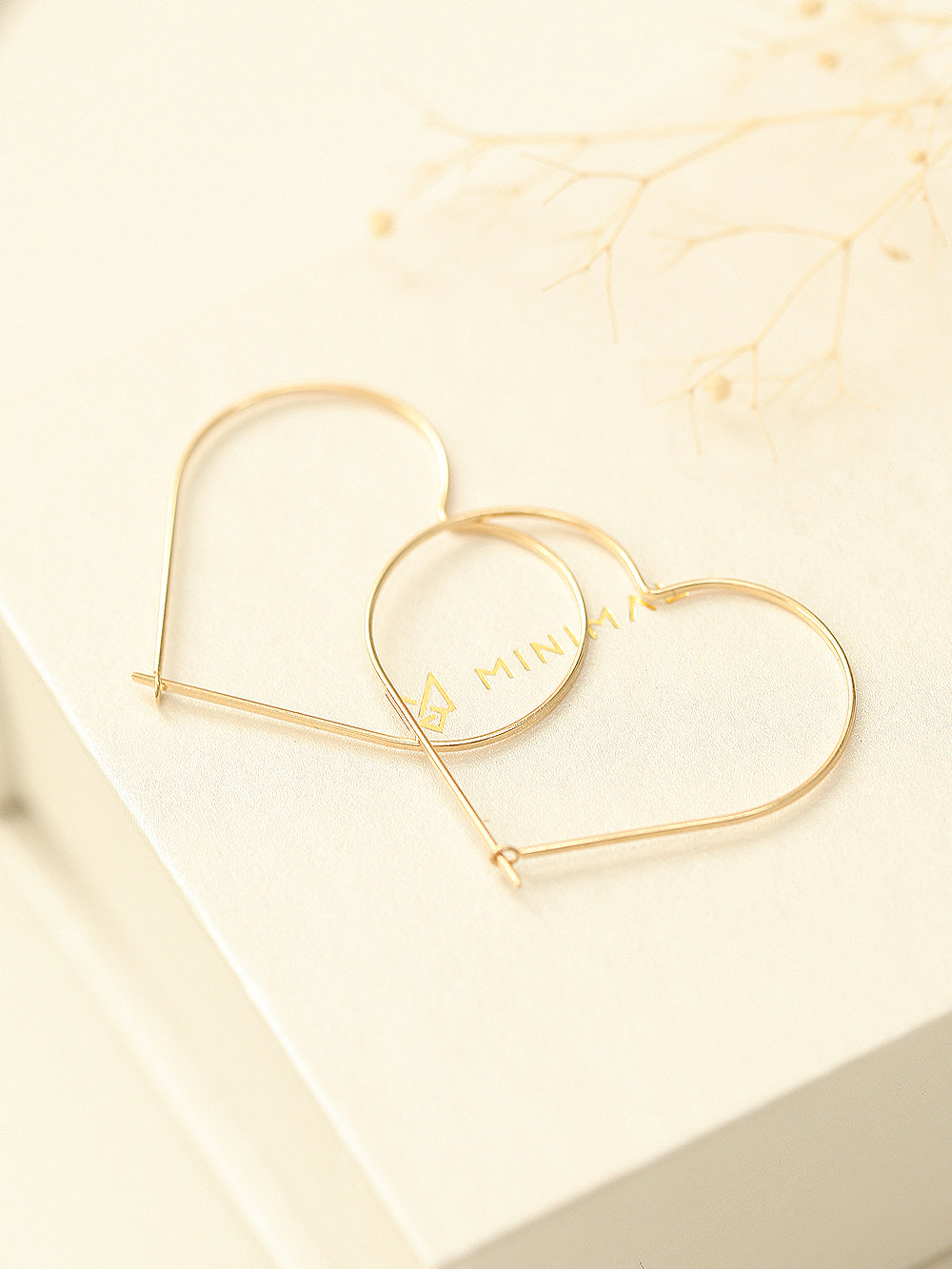 14K Gold Slim Heart Hoop