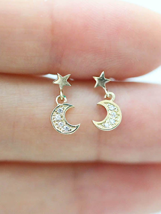 14K Gold Dangle Moon Cartilage Earring 18G16G