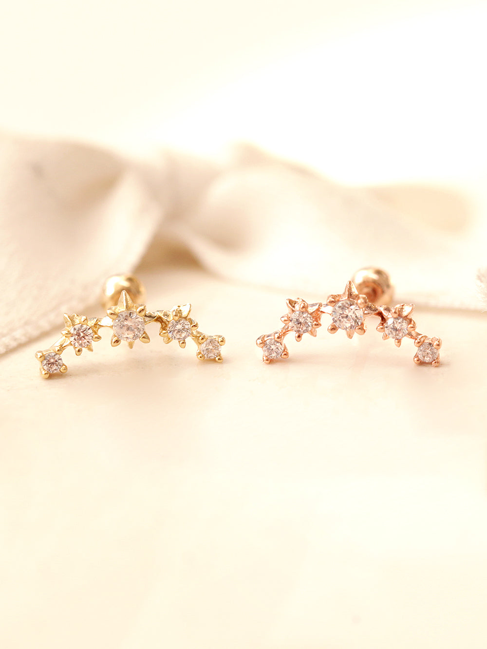 14K Gold Mini Twinkle Cubic Curve Cartilage Earring 20G