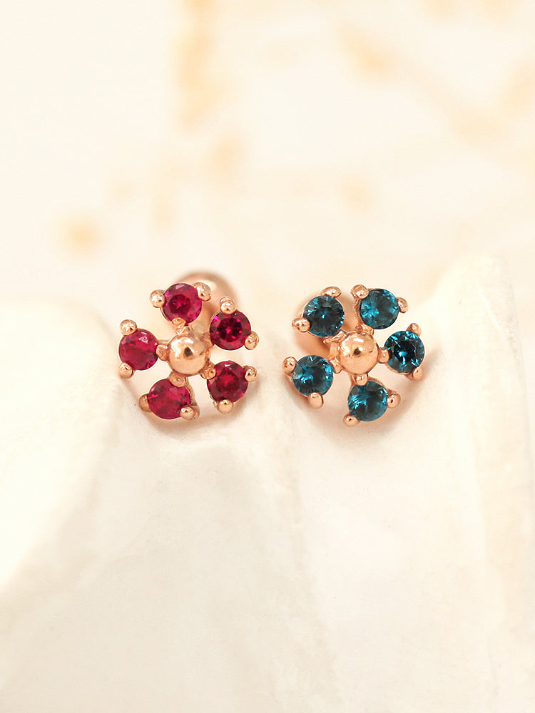 14K Gold Mini Daisy Cartilage Earring 18G16G