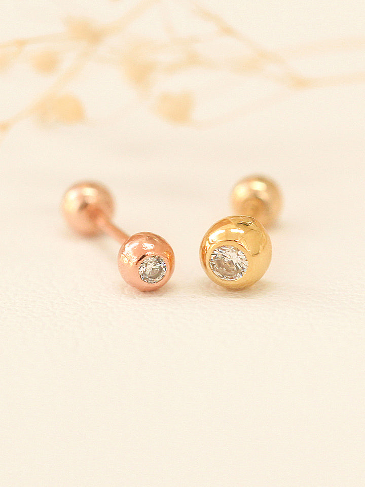 14K gold Cubic Ball cartilage earring 20g