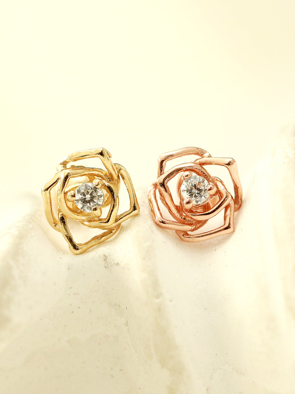 14K Gold Mini Cubic Rose Cartilage Earring 20G