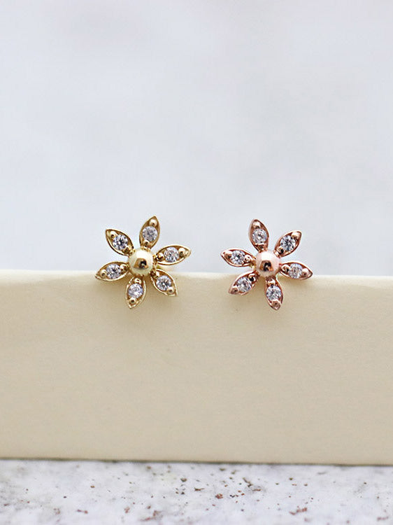 14K Gold Daisy Cartilage Earring 18G16G