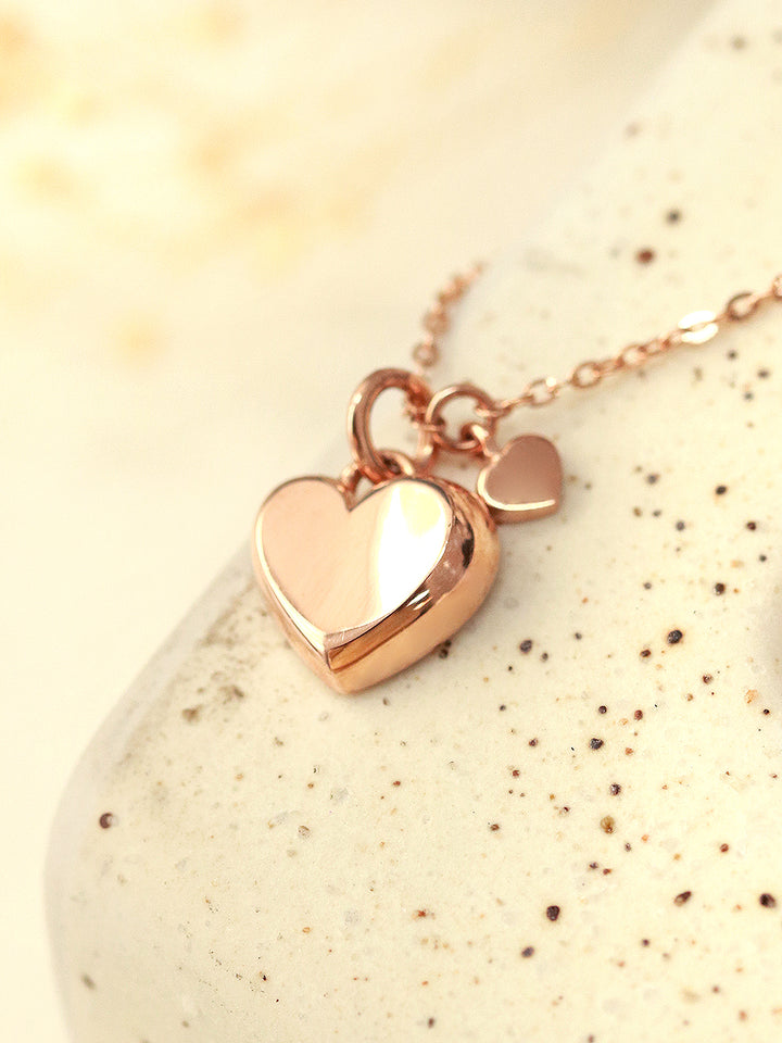 14K 18K Gold Volume Heart Necklace