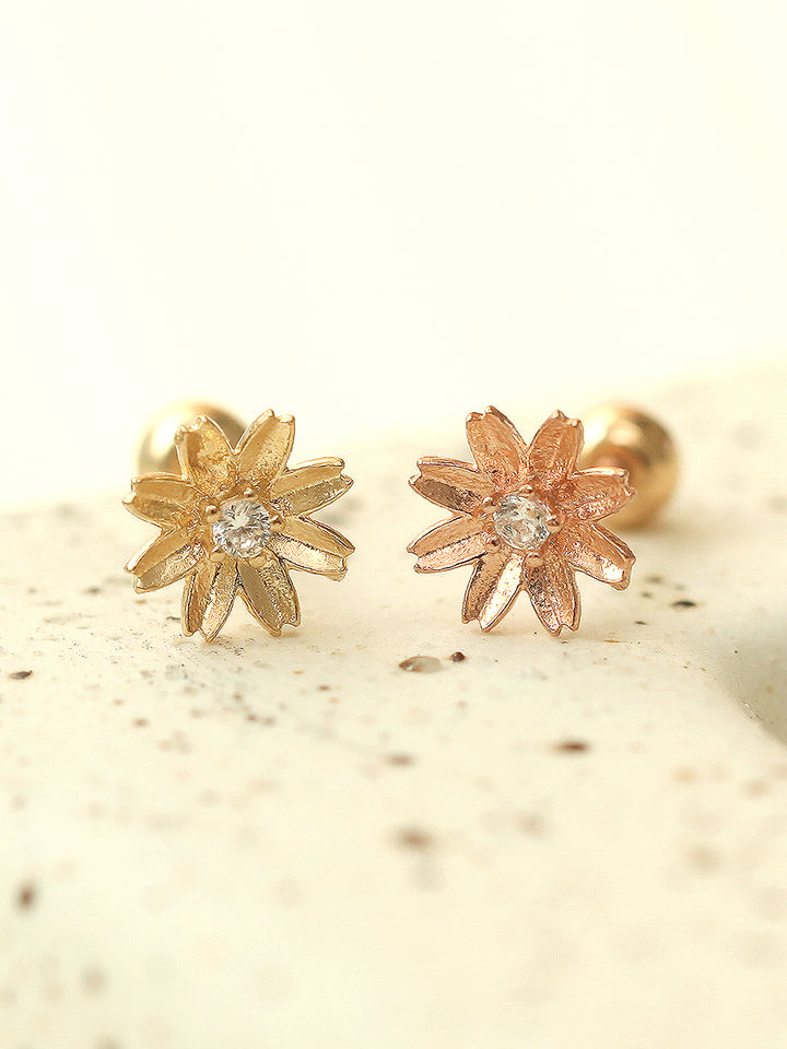 14K gold Flower Cubic cartilage earring 20g