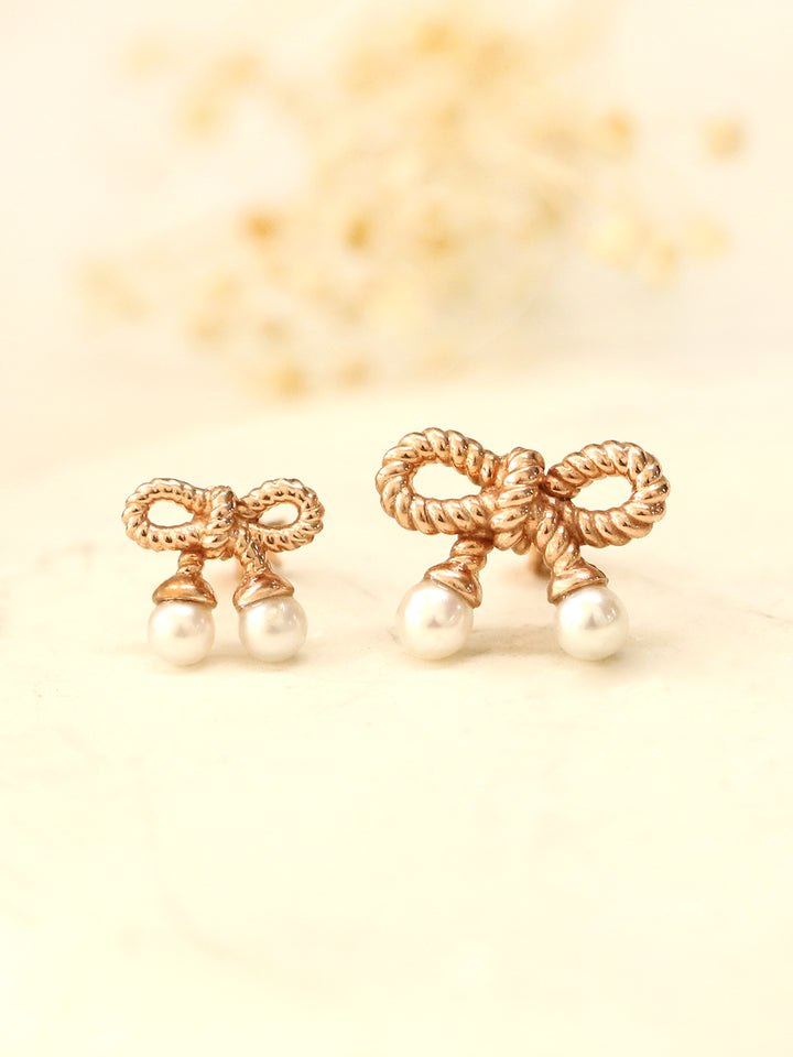 14K Gold Twist Ribbon Pearl Cartilage Earring 18G16G