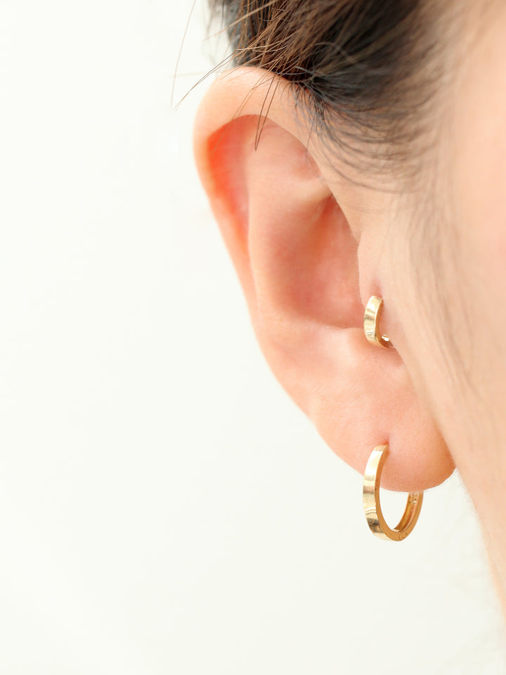 14K Gold Cutting Hoop Earring