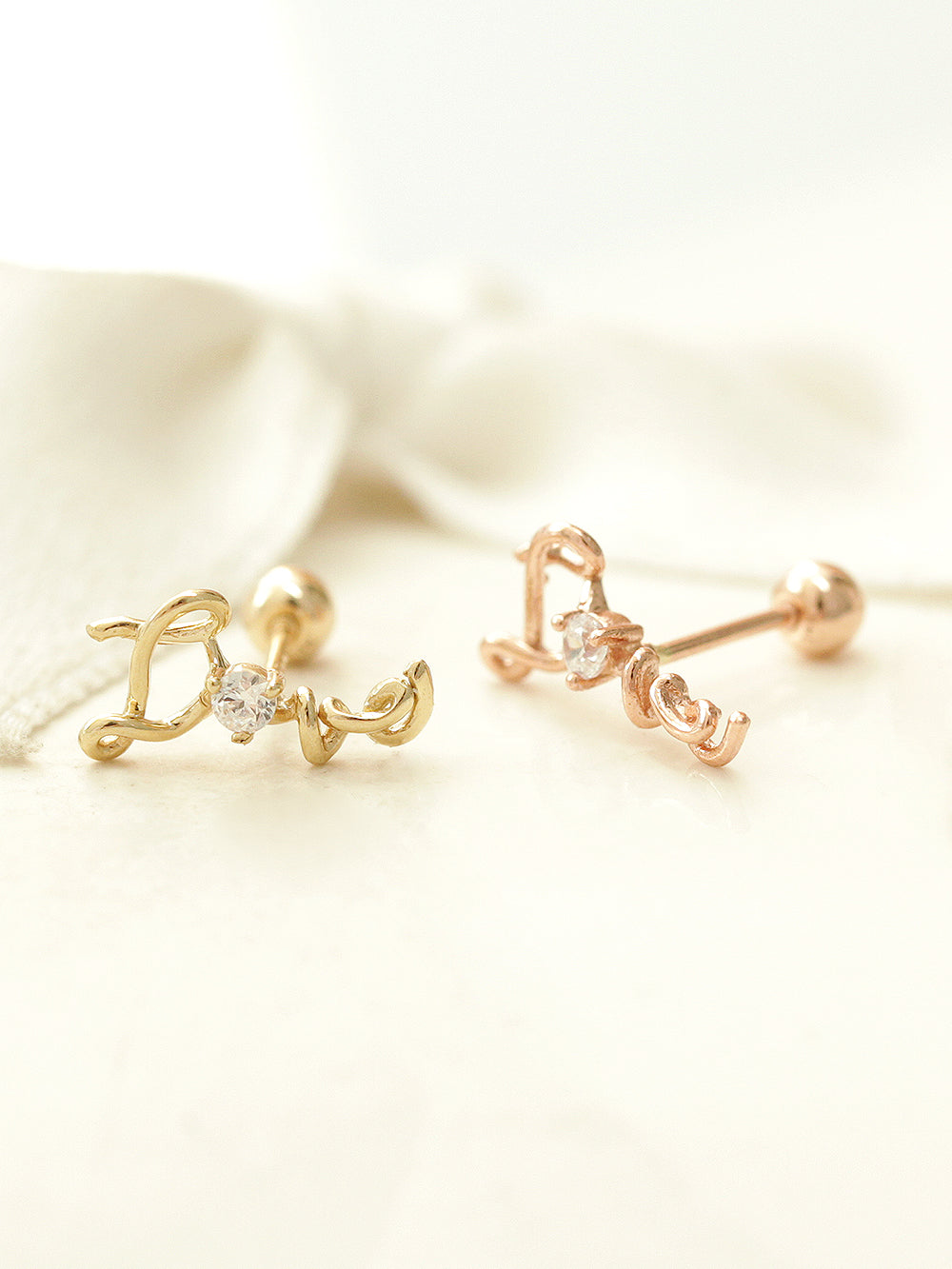 14K gold Cubic Love cartilage earring 20g