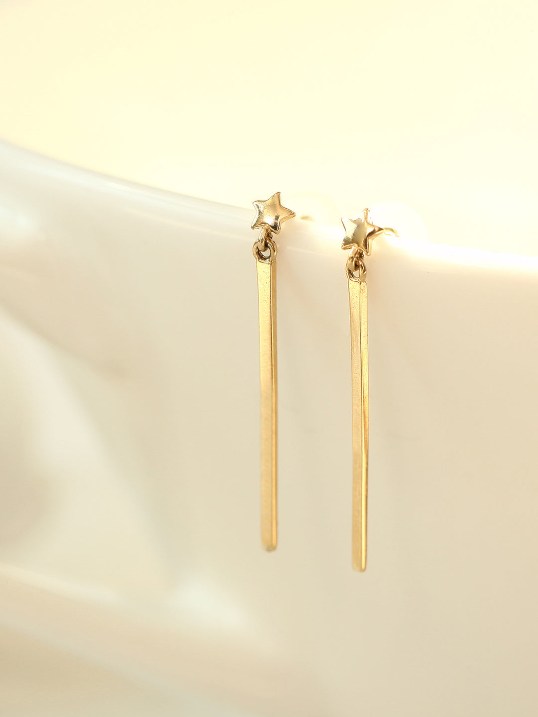 14K gold Star Stick Drop cartilage Earring 20g