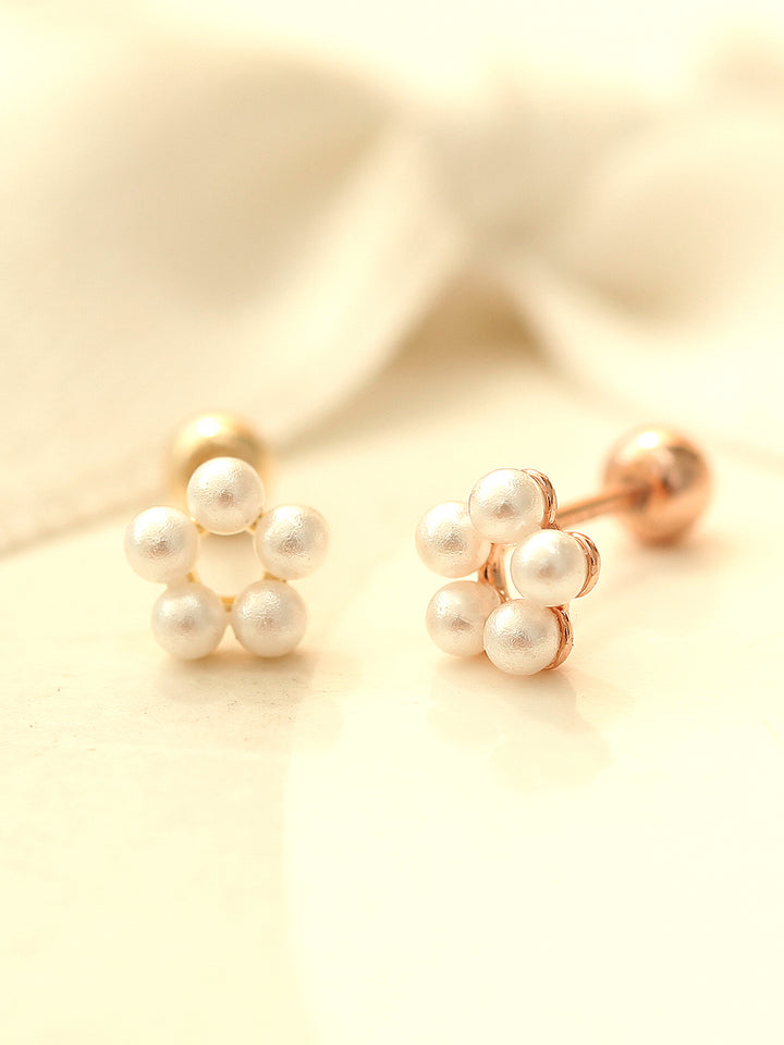 14K gold Mini Flower Pearl cartilage earring 20g