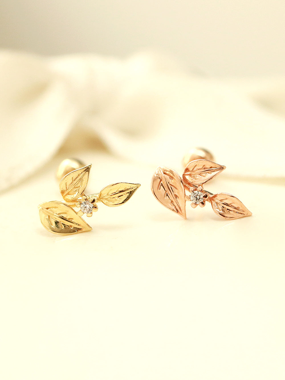 14K Gold Leaf Cartilage Earring 20G