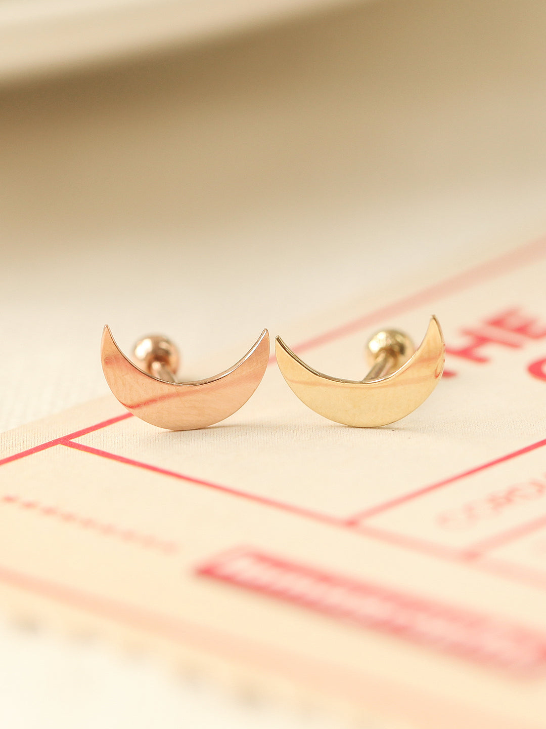 14K Gold Edge Crescent Cartilage Earring 18G16G