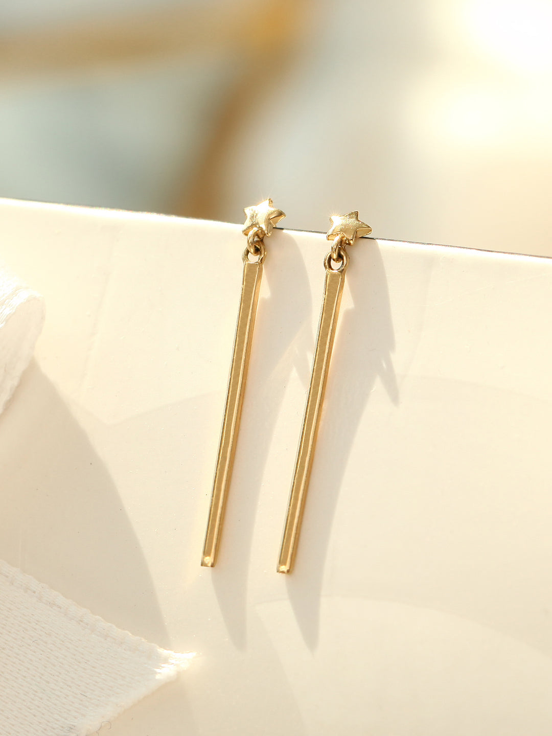 14K gold Star Stick Drop cartilage Earring 20g