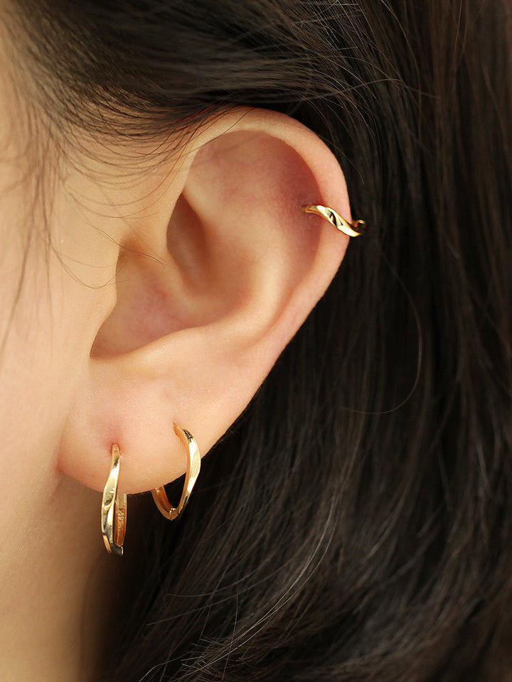 14K Gold Wave Hoop Earring