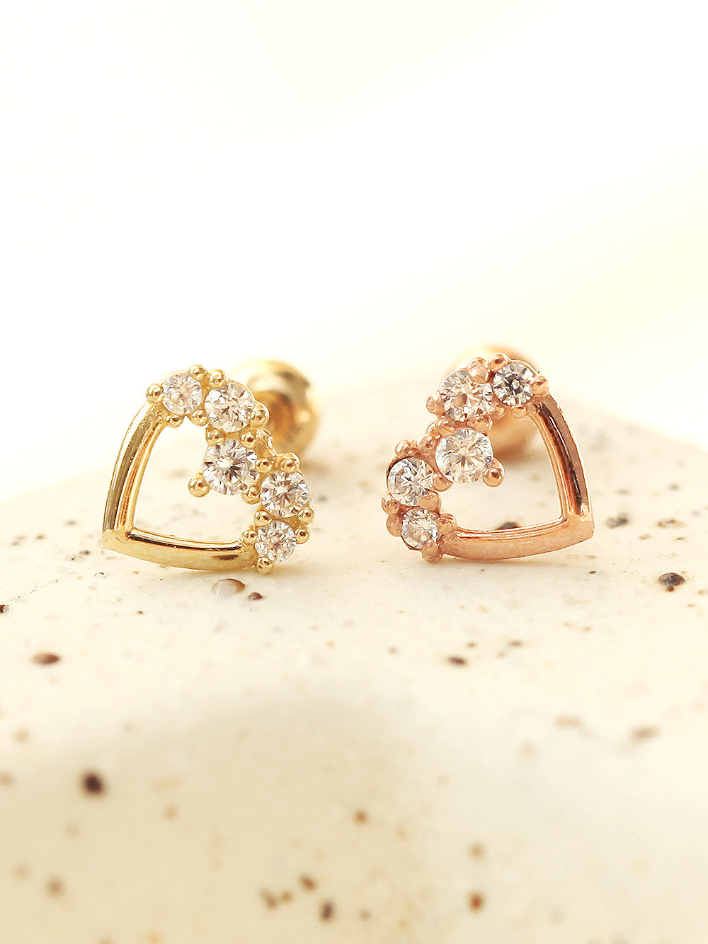 14K gold Heart Cubic cartilage earring 20g