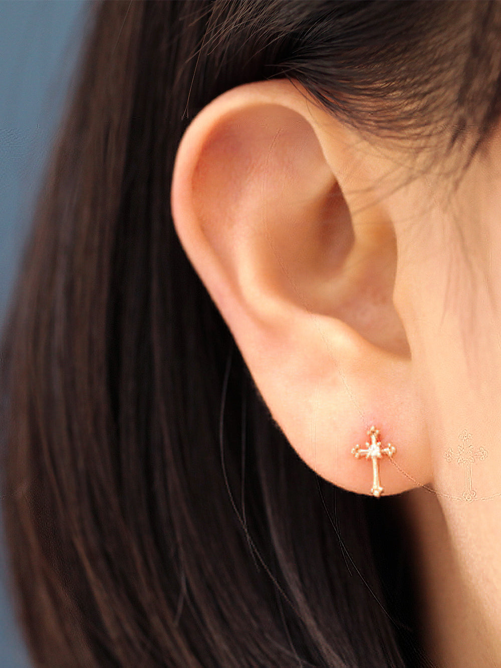 14K Gold Antique Cross Cartilage Earring 20G