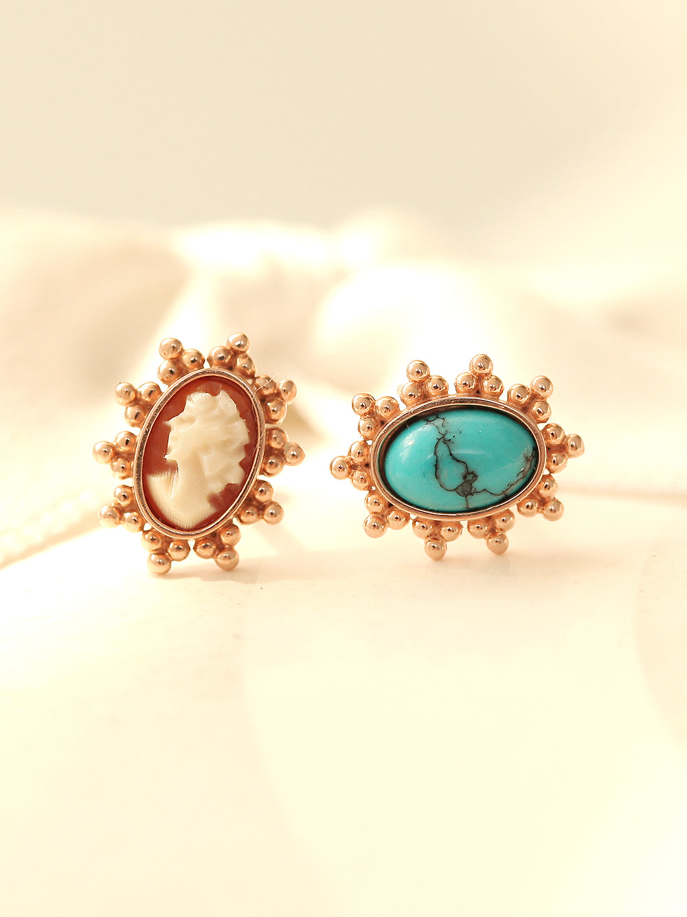 14K Gold Turquoise & Cameo Cartilage Earring 18G16G