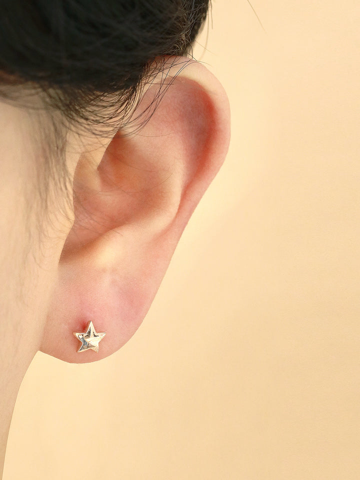 14K Gold Moon & Star Cartilage Earring 20g